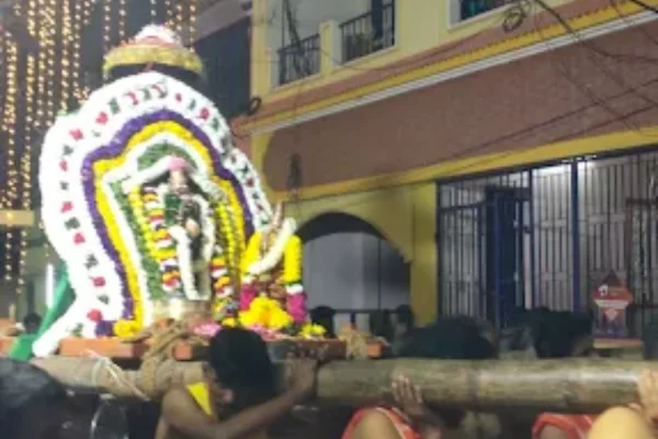 Image of: Shri Varasidhthi Vinaayagar Temple Tower in Nagercoil