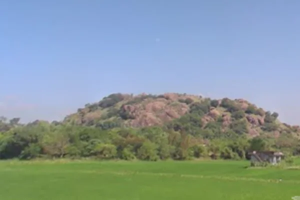 Image of: Bath Spot Tourist Attraction in Putheri