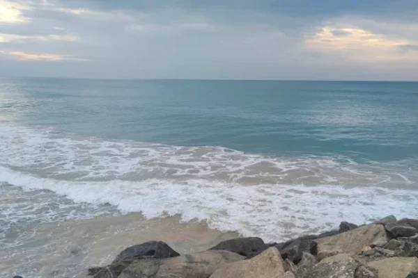 Image of: Old Church View Point Keezha Manakudy