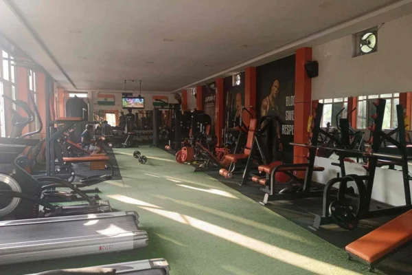Image of: Marungoor Arivuthirikoil Gym in Eraviputhoor
