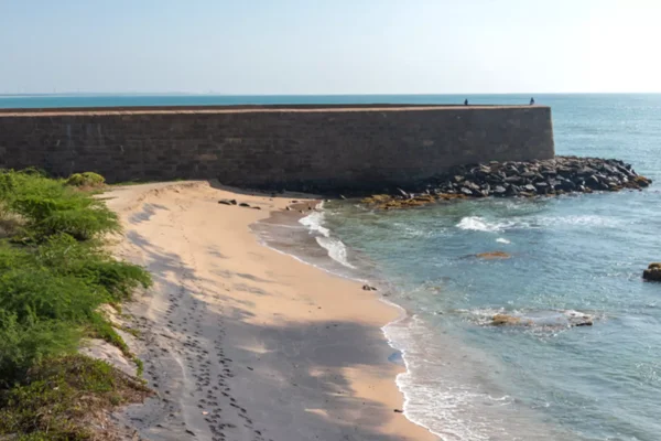 Image of: Hidden Vatakotai Beach Tourist Spot