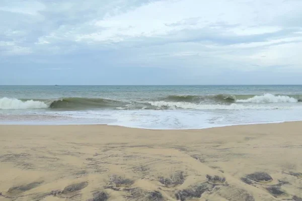 Image of: Thengamputhoor Beach Tourist Destination in Tamil Nadu
