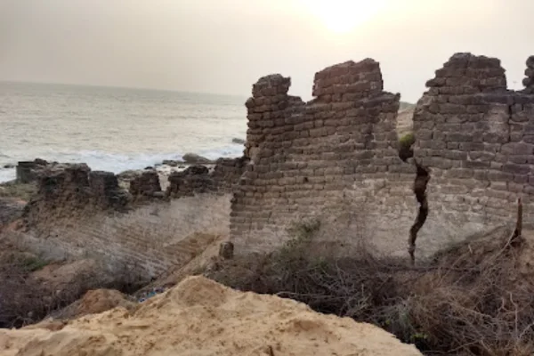 Image of: Kadukkari to Kanniyakumari Fort Tourism in Kanniyakumari