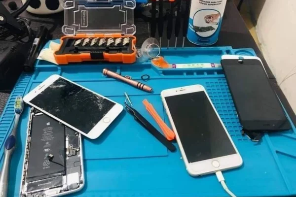 Image of: GR Mobiles Mobile Repair Shop in Kalakkad
