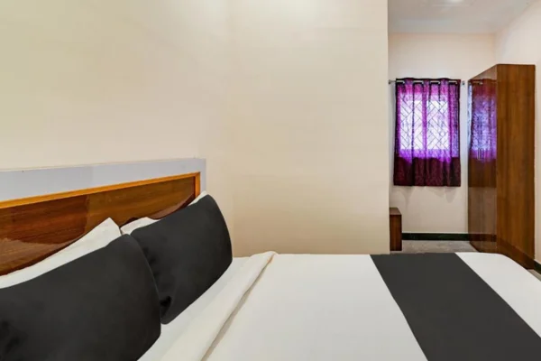 Image of: Hotel Royal in Kayathar Comfortable Stays Nearby