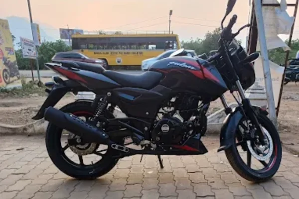 Image of: Susee Bajaj Car and Bike Services in Valliyur