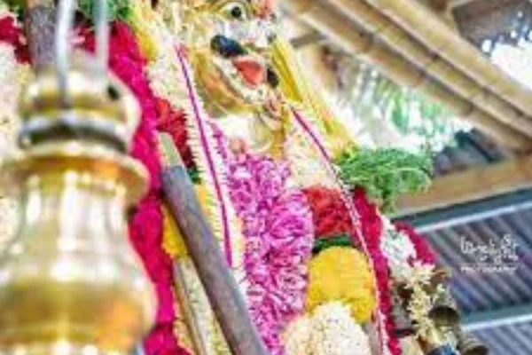 Image of: Azhagupurathan Sudalai Temple in Melacheval Tamil Nadu