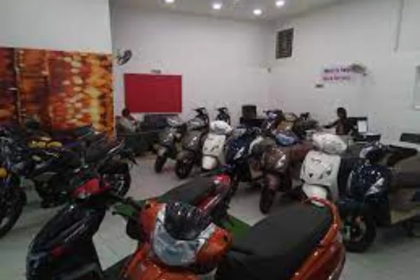 Image of: Suresh Motors TVS Sathankulam Tamil Nadu Motor Scooter Dealer