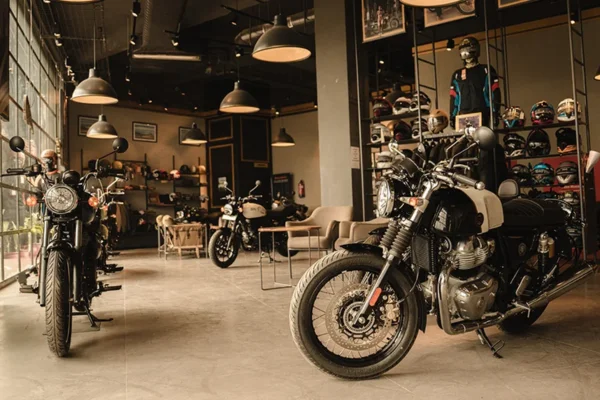 Image of: Royal Enfield Showroom Alfaj Motors in Valliyur Tamil Nadu