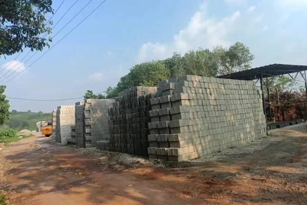 Image of: MRA Hollow Bricks Home Goods Store in Mancode