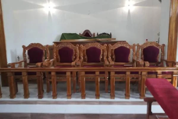 Image of: Chellam Wood Works Home Goods Store in Thovalai