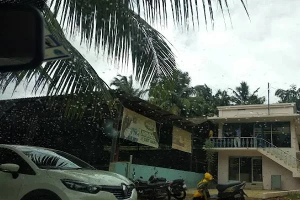 Image of: Vinsant Traders Home Goods Store in Tamil Nadu