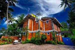 Image of: Elite in Cholai Resorts in Karungal Tamil Nadu