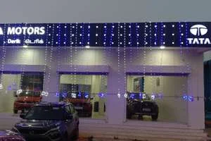 Image of: Tata Motors in Valliyur Tirunelveli