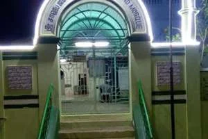 Image of: Peer Shahib Grand Mosque in Eruvadi Tamil Nadu