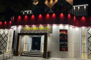 Image of: Sss Multiplex Sri Kanna Cinemas Puliyangudi Tamil Nadu