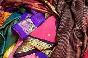 Image of: Sri Kanchi Kamatchi Pattu Centre Tirunelveli Designer Clothing