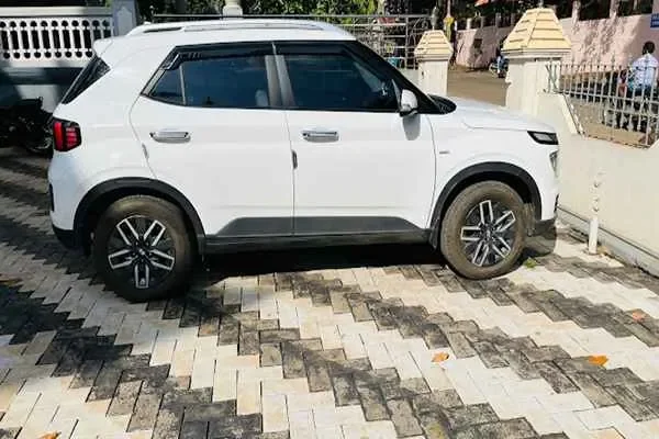 Image of: AARA CAR RENTALS | SELF DRIVE CARS IN NAGERCOIL | RENT A CAR IN NAGERCOIL