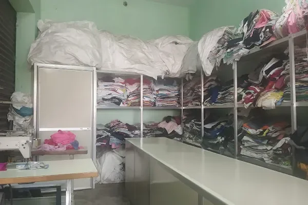 Image of: A.J. Fashions Karungal - Mens & Womens Apparel