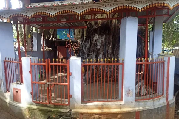 Image of: Aalamoodu Vinayagar Thirukovil - Ganesha Temple