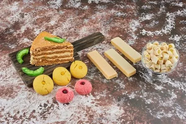 Image of: Aarya Bakery Fresh Baked Goods and Treats