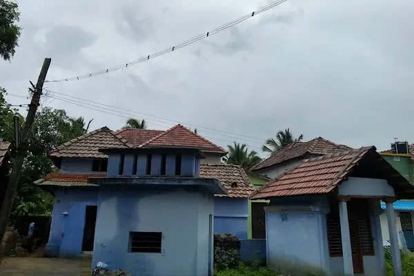 Image of: Agni Muthu Madan Temple Alur - Sacred Worship Space