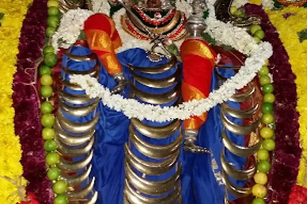 Image of: Alagamman Koil Theroor - Sacred Worship Site