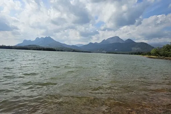 Image of: Alancholai Dam - A Hidden Gem for Nature Lovers