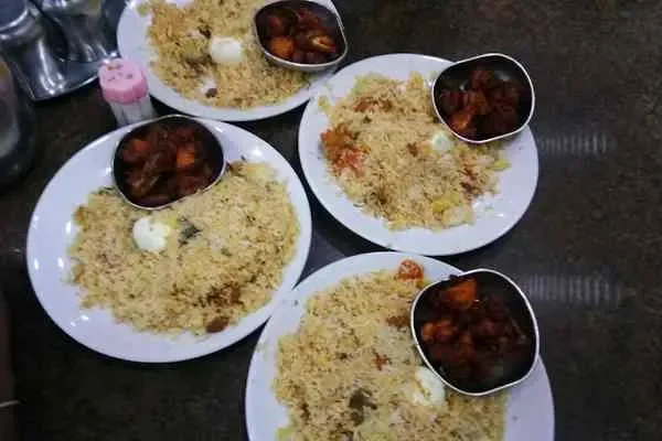 Image of: Althaf Hotel - Specializing in Border Parotta & Tasty South Indian Dishes