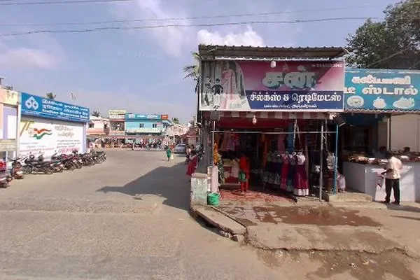 Image of: Annai Footwear - Stylish and Comfortable Shoes