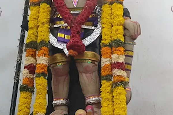 Image of: Arasati Shivsudalaimata Swami Temple - Pilgrimage to Thenthamaraikulam Temple