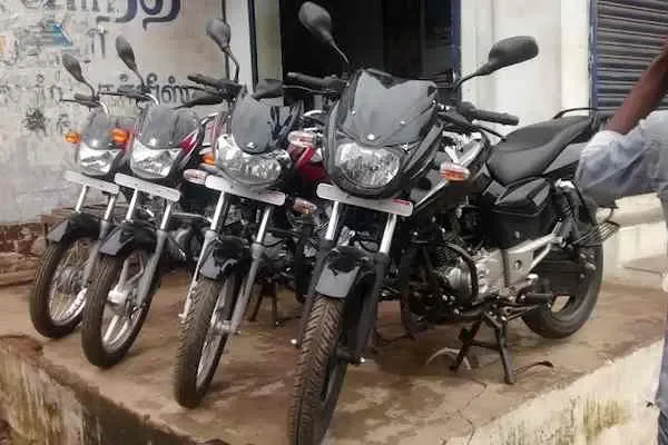 Image of: Aravind Bajaj - Authorized Bajaj Dealer