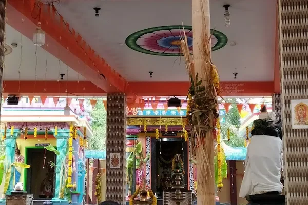 Image of: Arulmigu Bhathreshvari Amman Thirukovil Sakthipuram Unnamalaikadai - Goddess Bhathreshvari Worship