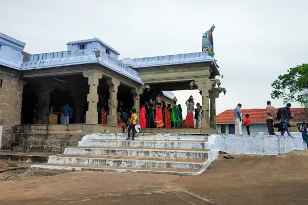 Image of: Arulmigu Subramaniya Swamy Temple Marungoor-Rajavoor - Worship of Lord Subramaniya