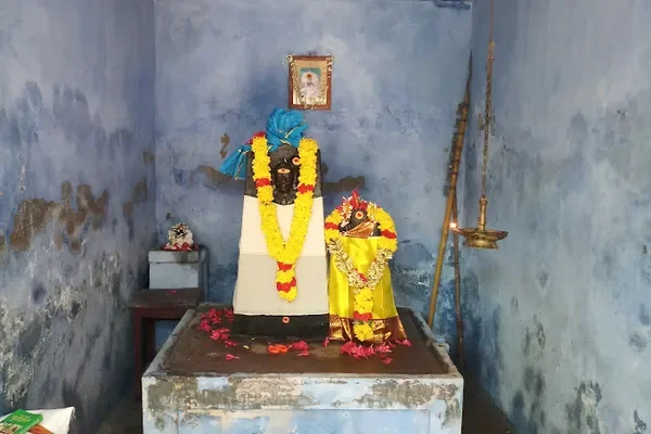 Image of: Arulmigu Thalaivai Mada Swami Temple Kottaram - Worship of Lord Thalaivai Mada