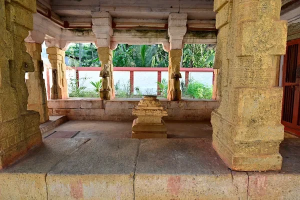 Image of: Aruvikkarai Sree Krishna Swami Temple Thiruvattar - Worship of Lord Krishna