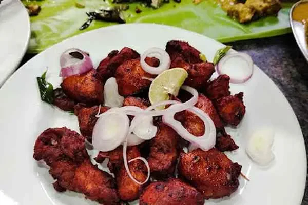 Image of: Azad Hotel - Local Dining & Traditional Indian Meals