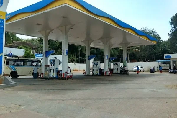 Image of: Bharat Petroleum Petrol Pump Karungal Pasily Petroleum