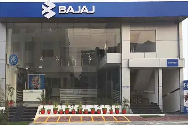 Image of: Bajaj Auto (Athen Automobiles , Kuzhuthurai, TVM Road)
