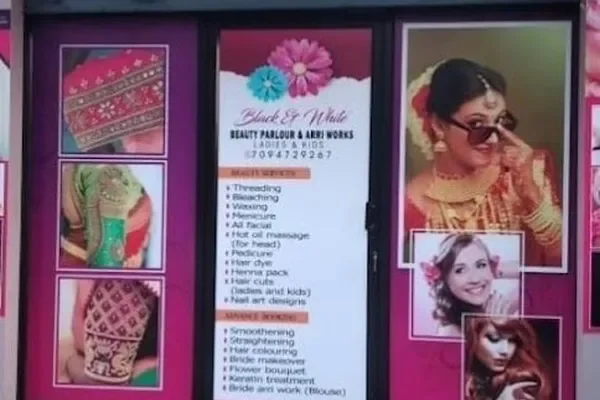 Image of: Black - White Beauty Parlour in Vallavilai