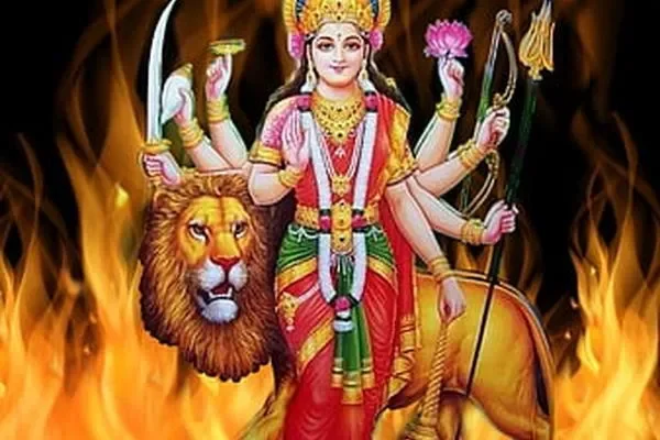 Image of: Boothathan Isakki Amman Temple Vallikodu Kuzhithurai - Divine Blessings