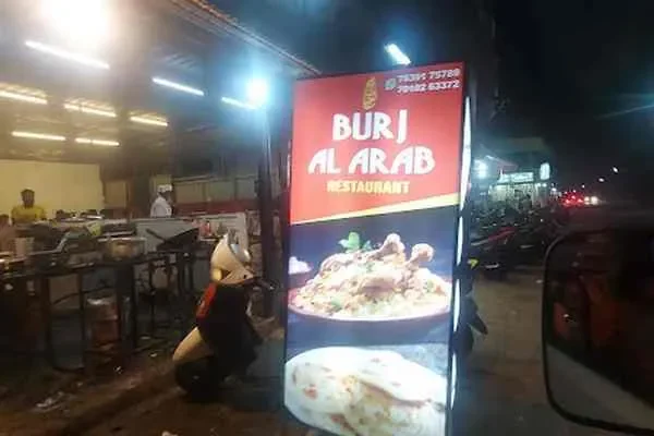 Image of: Burj Al Arab Restaurant - International Cuisine with a Fine Dining Experience