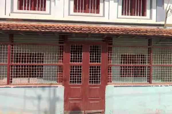 Image of: By Pass RESTAURANT - Convenient Dining for Travelers