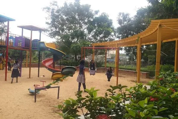 Image of: Creative School Innovative Learning for Future Leaders