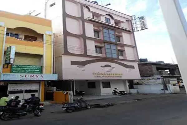 Image of: R Hospital - Comprehensive Medical Services