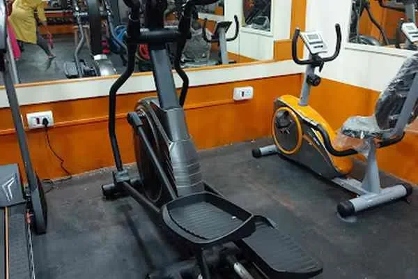 Image of: Carmel Fitness Centre - Professional Fitness Programs