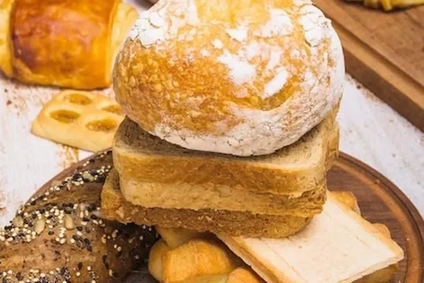 Image of: Central Bakery - Fresh Breads and Pastries Daily