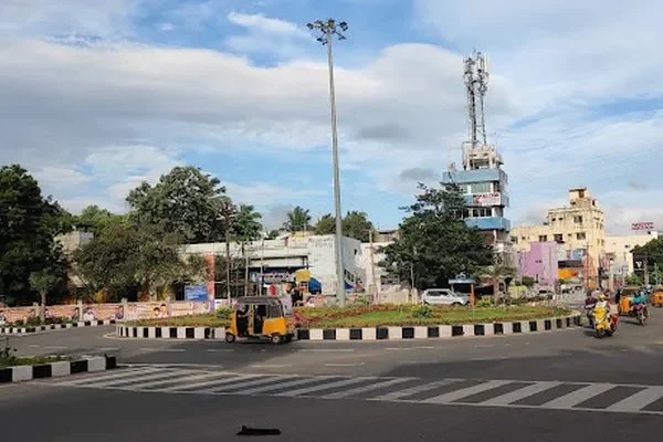 Image of: Collectorate Roundabout Guide and Visitor Info