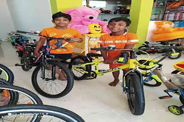 Image of: Cycles and More - Quality Bicycles and Accessories for All Ages