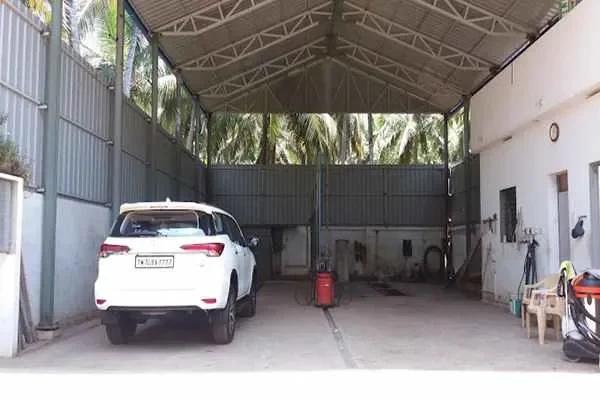 Image of: DJ Car Wash